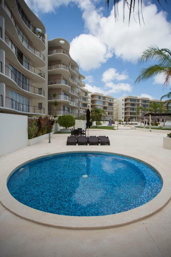 Large&Modern Apartment With Private Terrace Cancun Ngoại thất bức ảnh